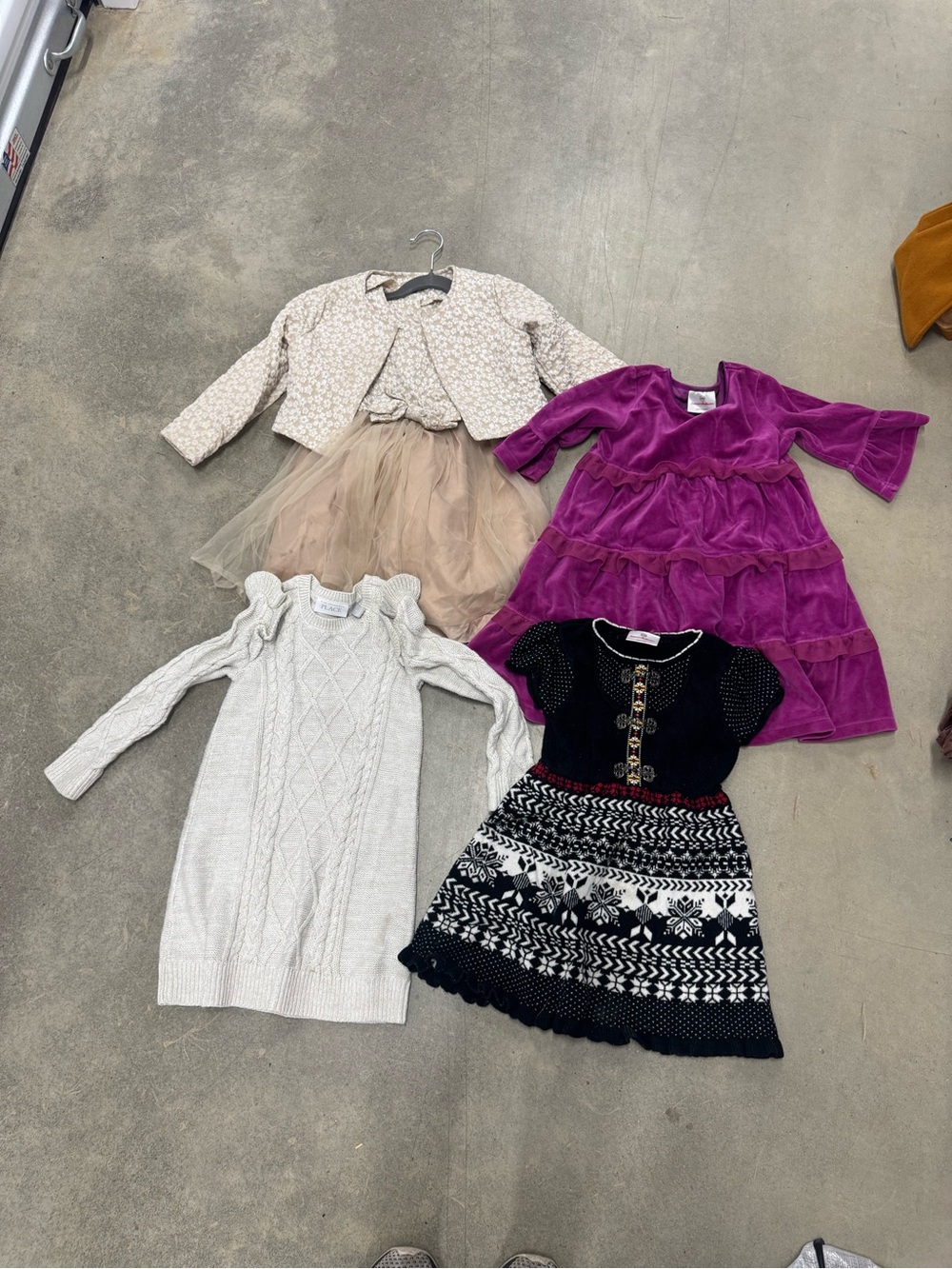 Girls Winter dress clothes 4T-5T
